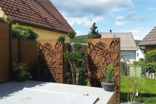 TOTEMS CAISSONNES